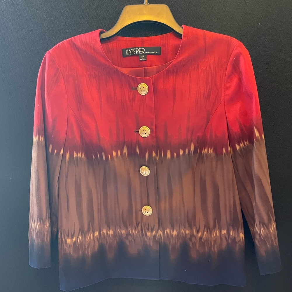 2/$10 - Kasper lined blazer. NWOT. Size 10P. Shades of blue to brown to red.